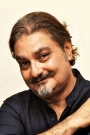 Vinay Pathak Film ve Dizileri