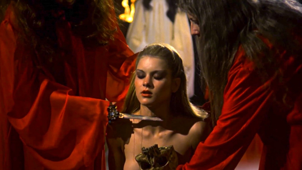 Cadı Avı (1977) izle