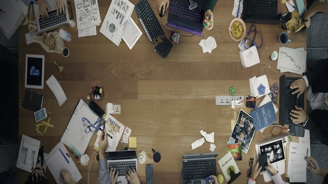 TVF Pitchers 1. Sezon 1. Bölüm izle